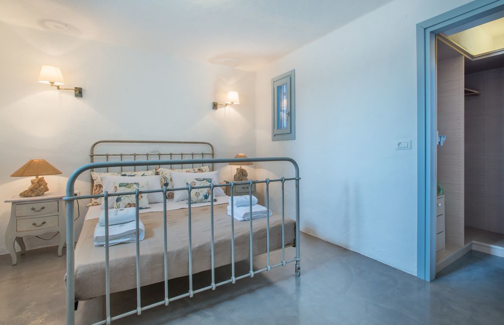 Aelia Hospitality Paros Chrisi Akti (Paros)